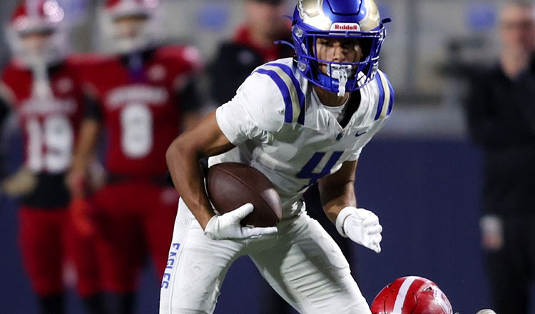 Santa Margarita Eagles Football