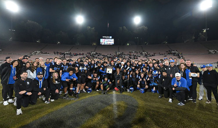 Santa Margarita Eagles Football