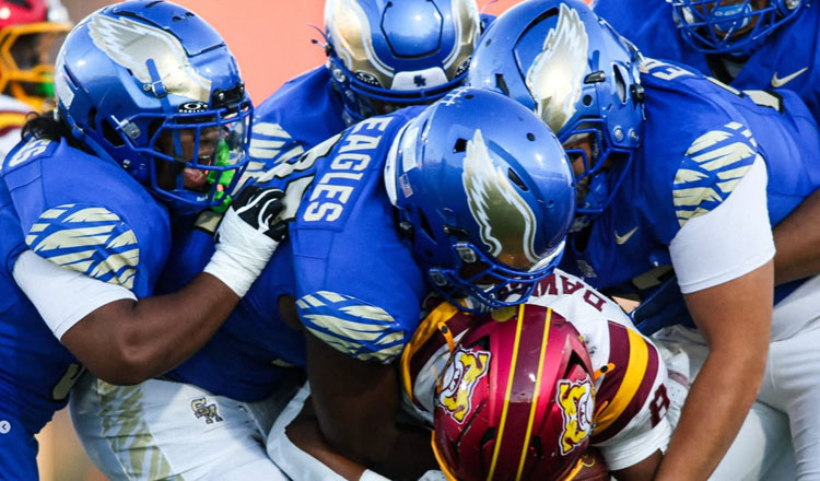 Santa Margarita Eagles Football